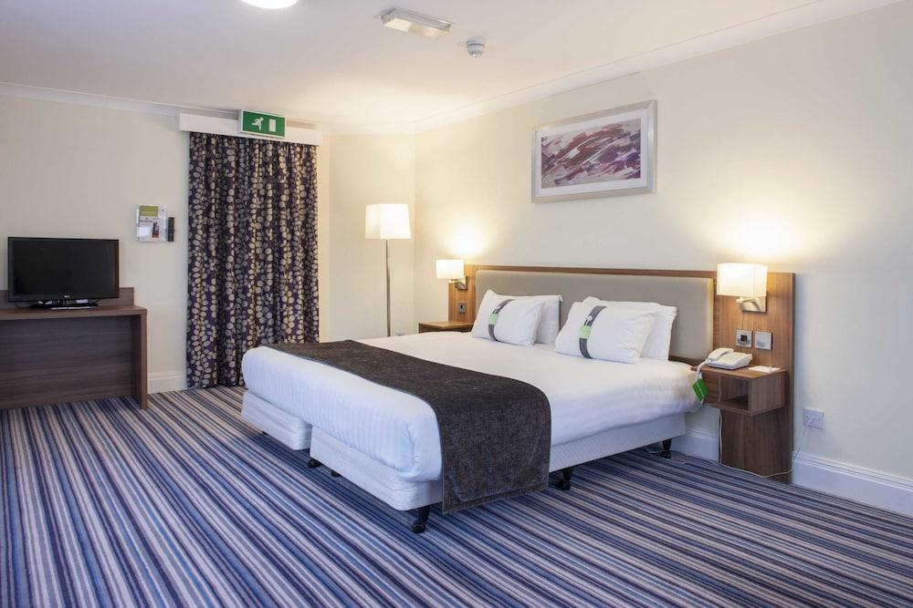 Holiday Inn Colchester By Ihg מראה חיצוני תמונה