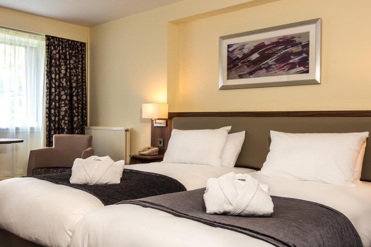 Holiday Inn Colchester By Ihg מראה חיצוני תמונה