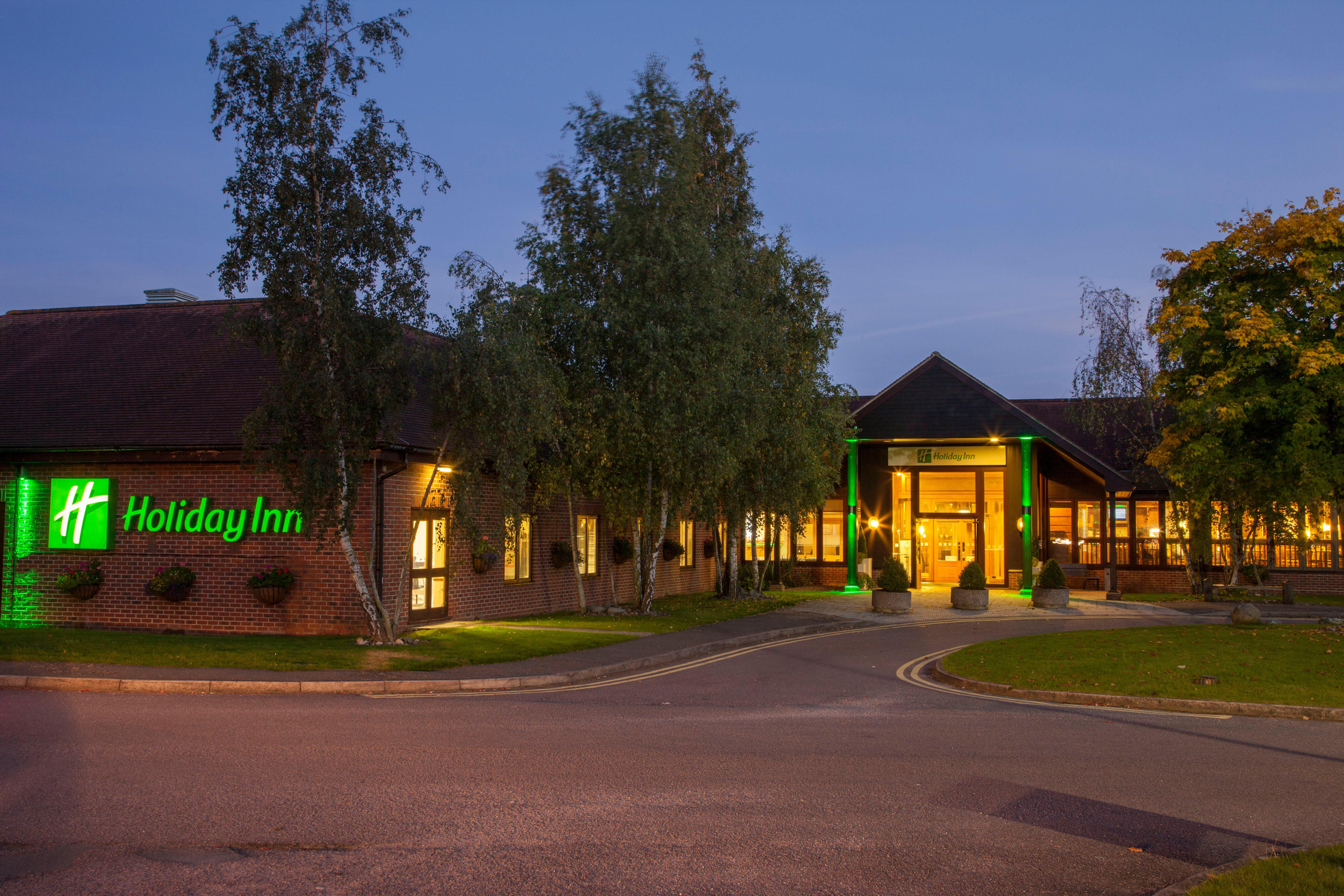 Holiday Inn Colchester By Ihg מראה חיצוני תמונה