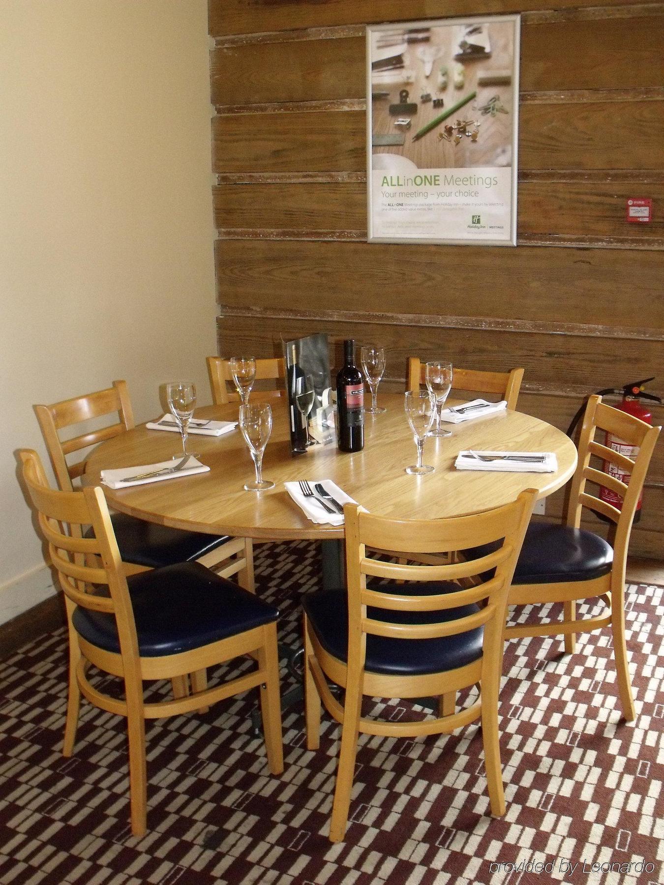 Holiday Inn Colchester By Ihg מראה חיצוני תמונה