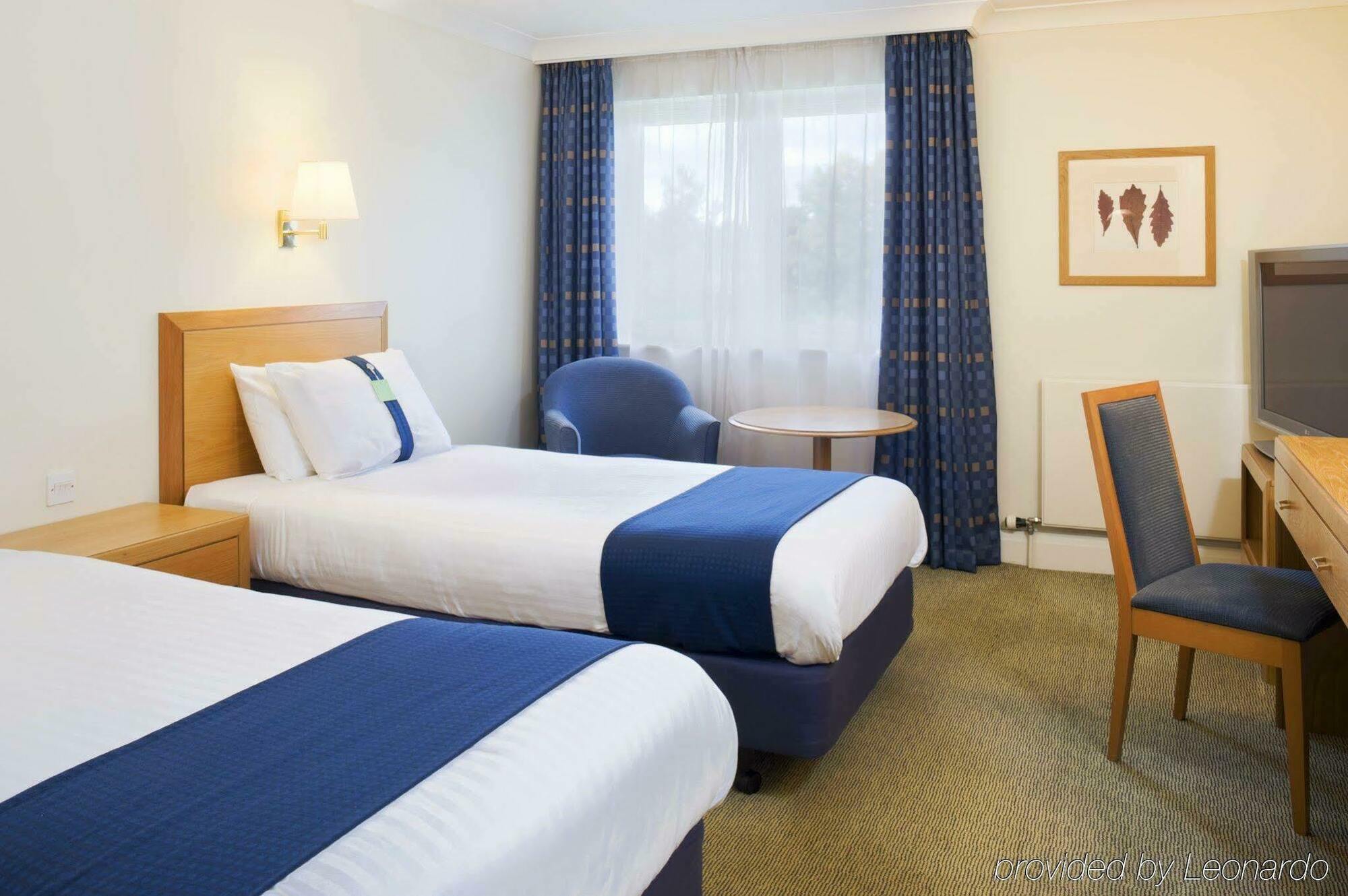 Holiday Inn Colchester By Ihg מראה חיצוני תמונה